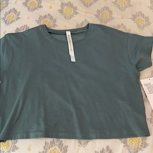 Lululemon Cates Tee Tidewater Teal Size 2
